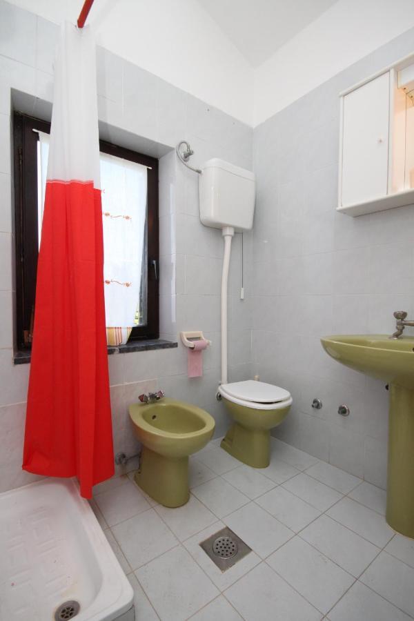 Apartments With A Parking Space Umag - 7094 Exterior foto